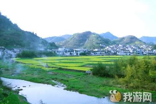春满湖村.jpg